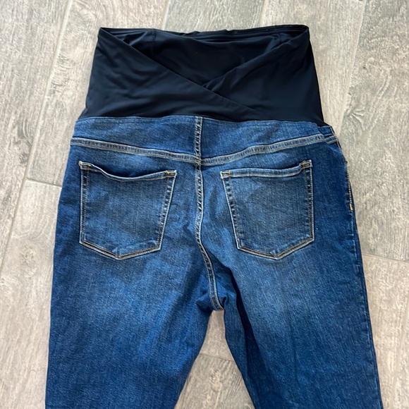 Isabel from Target Maternity Denim Jeans - Picture 4 of 4